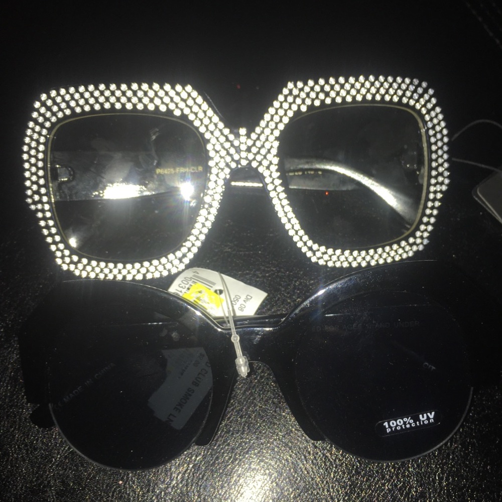 2 pair sunglasses